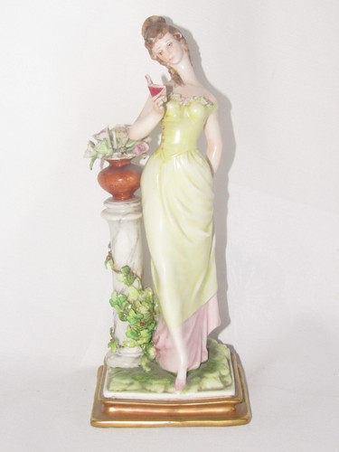 05j31 ancienne figurine - figurine, statue