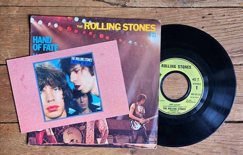 Rolling stones black blue - stones,