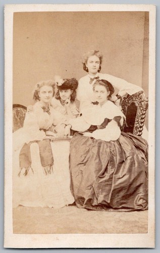 Cdv 1865 réunion jeunes - de,