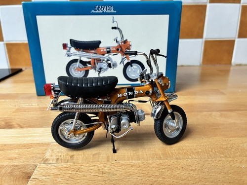 Honda dax 1969 ebbro - honda, 1/10