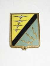 09F5 INSIGNE MILITAIRE PUCELLE DRAGO PARIS EMAILLE TRANSMISSION AVIATION AVION