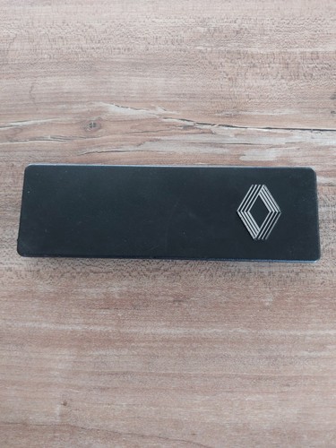 Cache emplacement auto radio - emplacement,