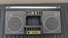 façade boombox Pioneer SK-7