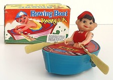 RAMEUR DANS BATEAU  CANOT À RAMES ROWING BOAT  ANCIEN JOUET MÉCANIQUE FONCTIONNE