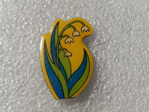 Pin muguet - pin's,