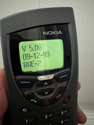 Nokia 9110 communicator - nokia,