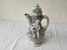 Bibelot, ancien Pichet sculpté décor enfant et raisins 27cm de haut