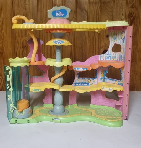 Littlest pet shop round - shop, n