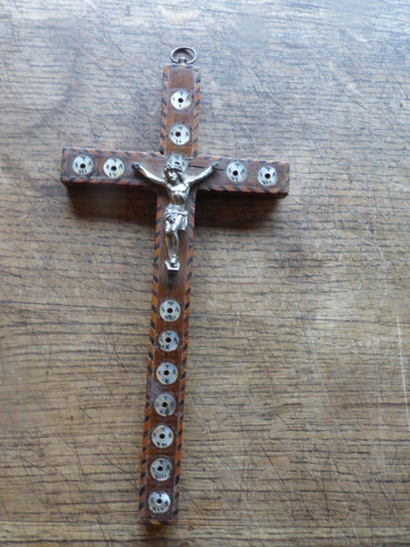Croix bois olivier - en, et