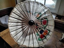 Ancienne Ombrelle Chinoise En Sois Peinte De Fleurs