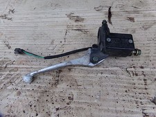 maitre cylindre de frein avant