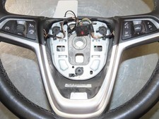 Volant OPEL ZAFIRA II 13351029