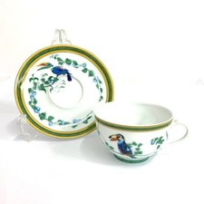 Tasse à thé et soucoupe