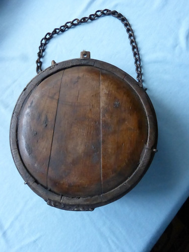 Ancien petit tonneau tonnelet