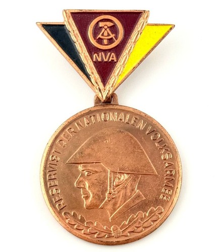 Insigne réserviste rda nva - réserviste,