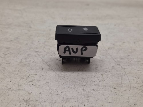 Bouton lève vitre avant