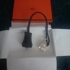 CLOCHETTE + CADENAS HERMÈS N