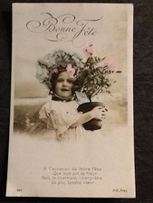 CP BONNE FETE JOLIE PETITE FILLE CHAPEAU FROUFROU AVEC POT FLEURS - 84143