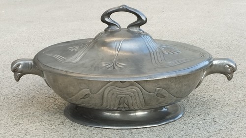 écuelle bouillon art - Écuelle, a