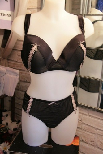 Ensemblede lingerie noir - ensemblede,
