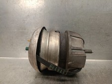 XR82892 SUPPORT MOTEUR DROIT /