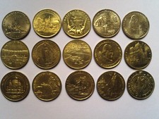 Lot de 15 Médailles