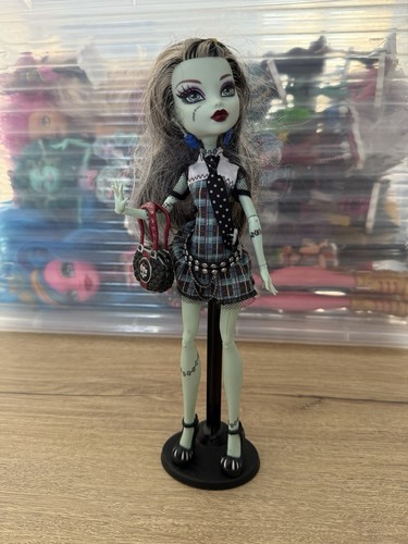 Monster high frankie stein 1st - high,