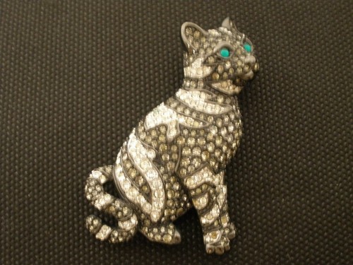 Signed swarovski pave - pave, crystal