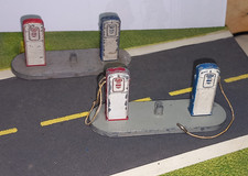 DINKY TOYS 2 X POMPES A