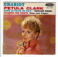 Petula CLARK Vinyle 45T EP 7" CHARIOT -TRAIN DE NUIT -CLAQUEZ DOIGTS -VOGUE 8000