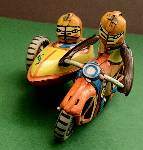 Jouet ancien penny toy tole - jouet,