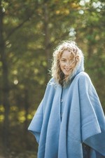 Châle à capuche en tricot