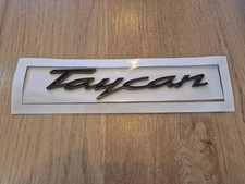 Monogramme coffre noir