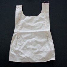 BAVOIR ANCIEN COTON POUPEE Hauteur 27 cm. Largeur épaules 16 cm.