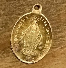 Médaille Religieuse Ancienne
