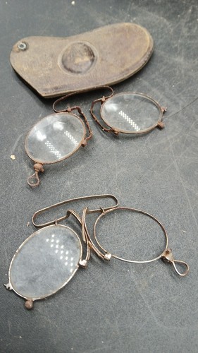 Deux anciennes paire - deux, de