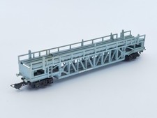 HO TRI-ANG R342 - Car