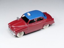 DINKY TOYS FRANCE - 24UT - Simca Aronde Taxi - Jantes chromes - En boite