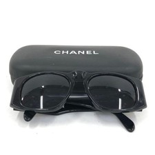 Lunettes de soleil CHANEL