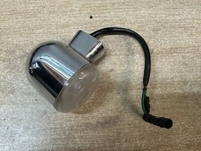 UN CLIGNOTANT ORIGINE MOTO