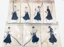 Figurine sur pied acrylique