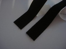 Scratch agrippant largeur 100mm noir autocollant vendu au ml (Bande adhesive) 