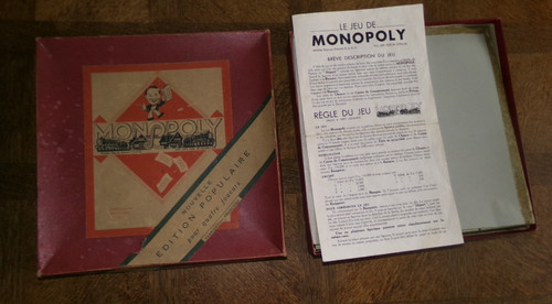 Rare boite rouge bordeaux - ,