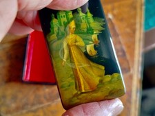 Miniature   Boite laquée Russe École de Fedoskino  peinte main-5,5X3,5X1,5cm