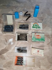 Lot de Plus De 100 plumes