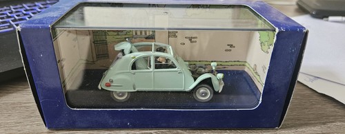 Voiture tintin atlas 33 - voiture,