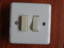 LEGRAND Neptune  1 poussoir