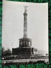 photo presse défilé troupes françaises à Berlin Allemagne Juillet 1945