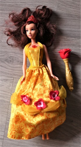 Poupee barbie animee - animee, disney