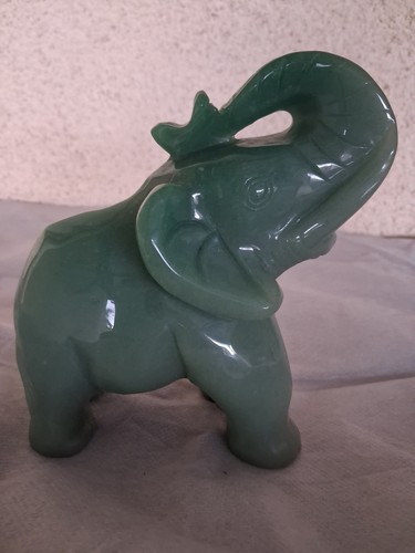 Eléphant pierre naturelle - en,